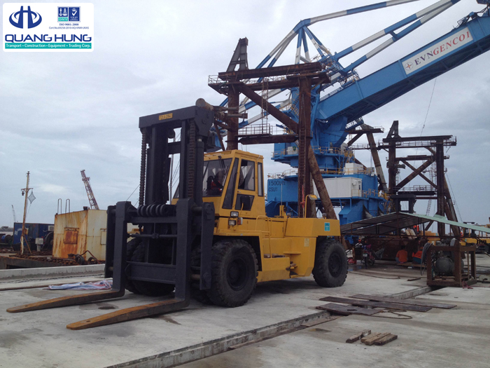 Lifting truck