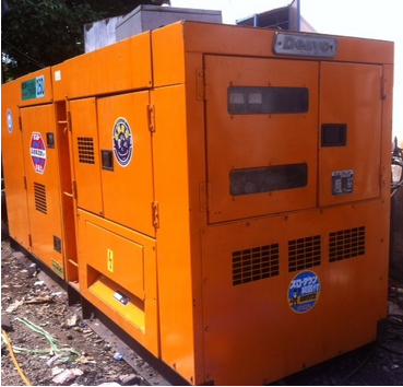 Old generator Komatsu