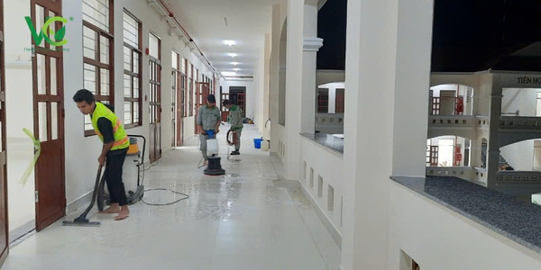 Industrial cleaning