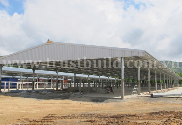 Pre-engineered steel buildings