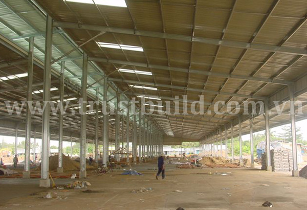 Pre-engineered steel buildings