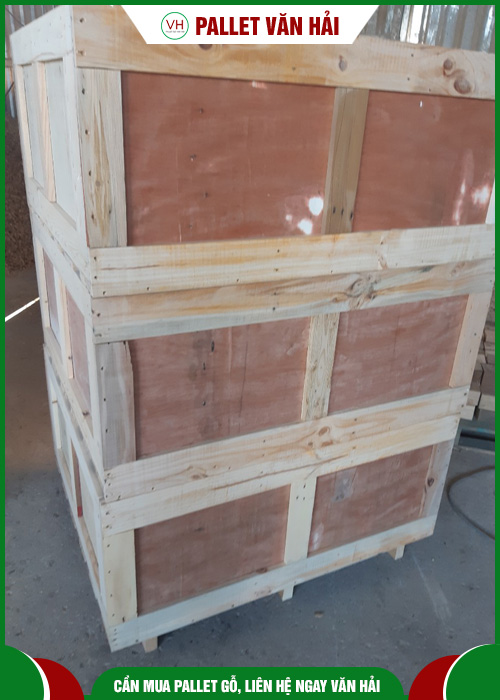 Plywood pallet 1050x1050x450