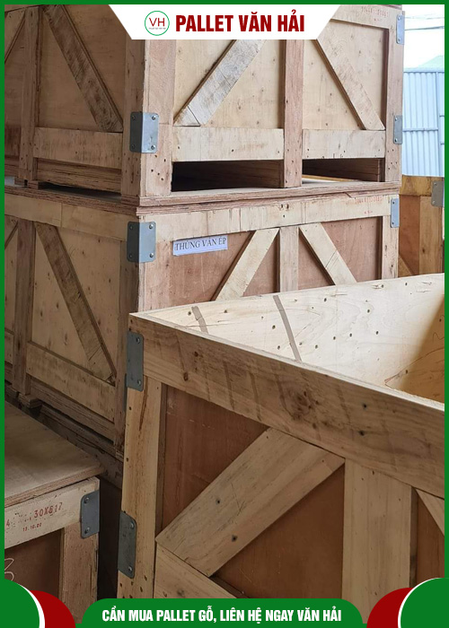 Plywood pallet 1100x1100x750