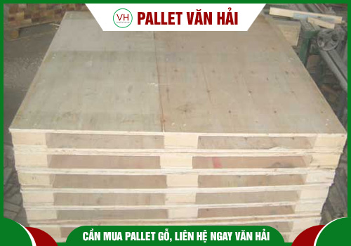 2-way wooden pallet
