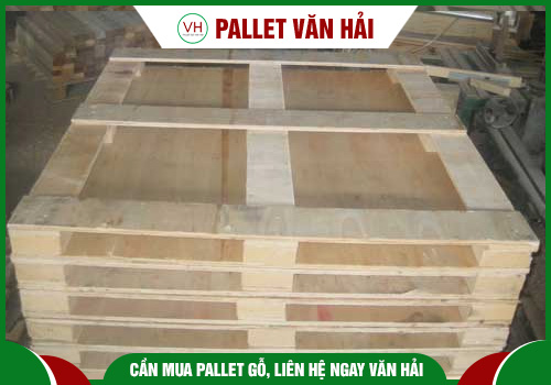 4-way wooden pallet