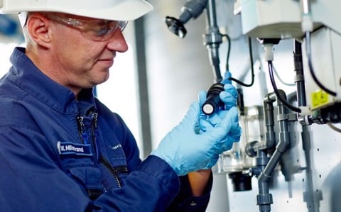 Liquid measuring device