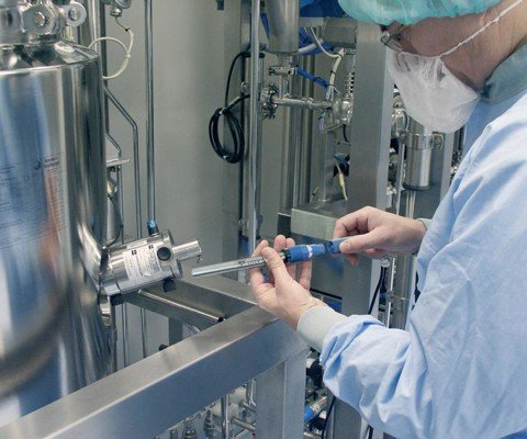 Liquid measuring device