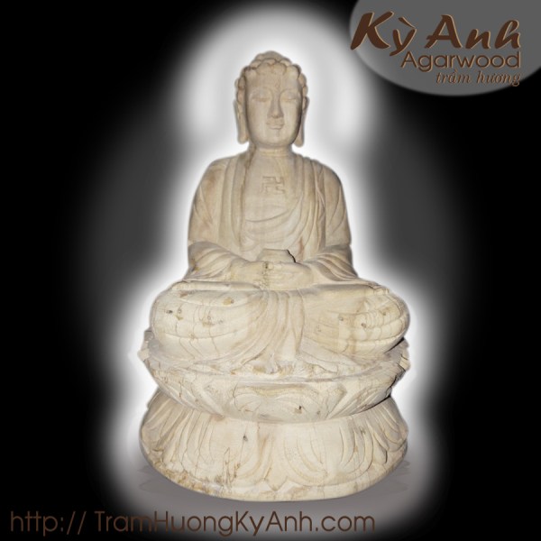 Camphor wooden Buddha statue