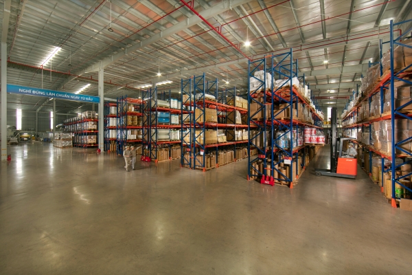 Finished products and packaging materials warehouse
