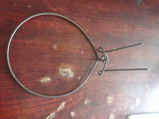 tripod for rubber latex cup