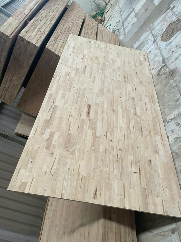Rubber wood plank joint