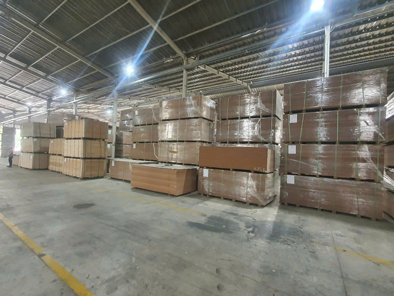 Particle board
