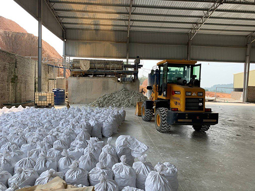 Kaolin powder