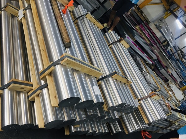 Aluminum round bar 190 mm