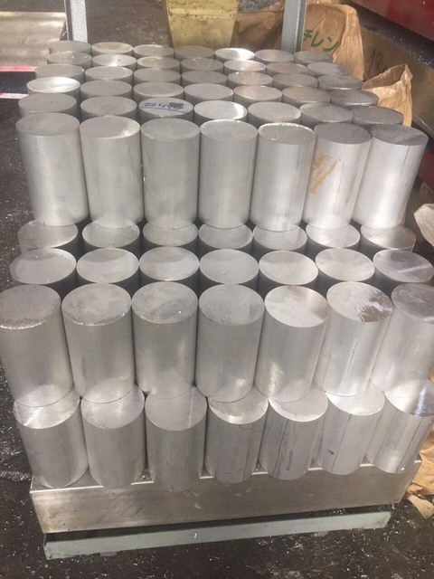 Aluminum round bars