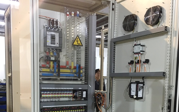 MCC motor control center panel