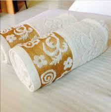 Patterned woven cotton towel