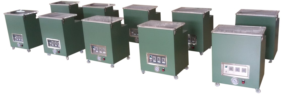 Vacuum packaging machine