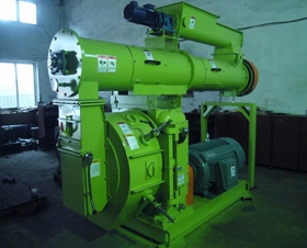 Sawdust pellets machine