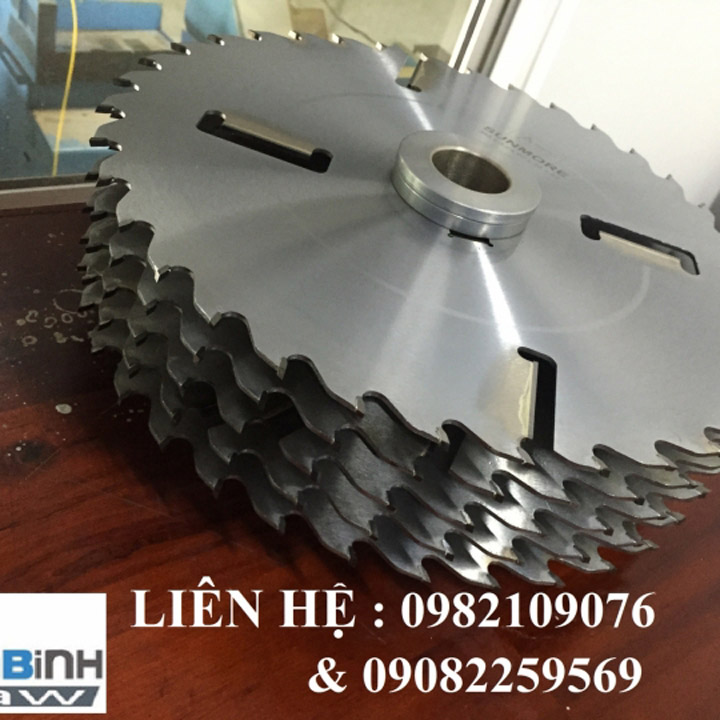 Green wood saw blade