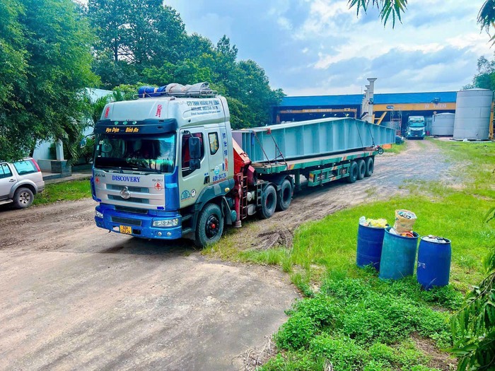 Cargo lifting and hoisting service