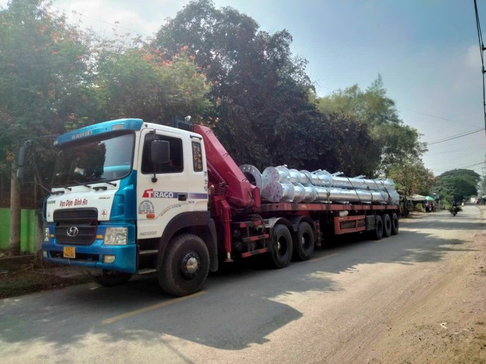 Cargo lifting and hoisting service