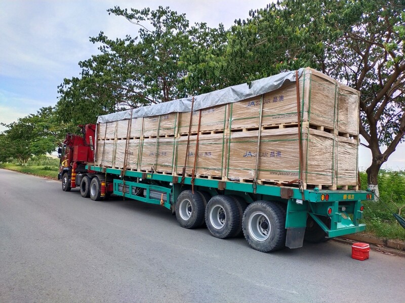 Hoang Phi transport