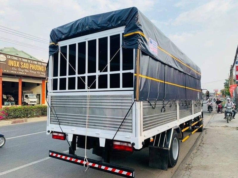 Multi-purpose box trucks