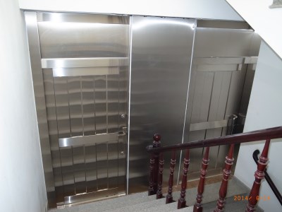 Stainless steel door