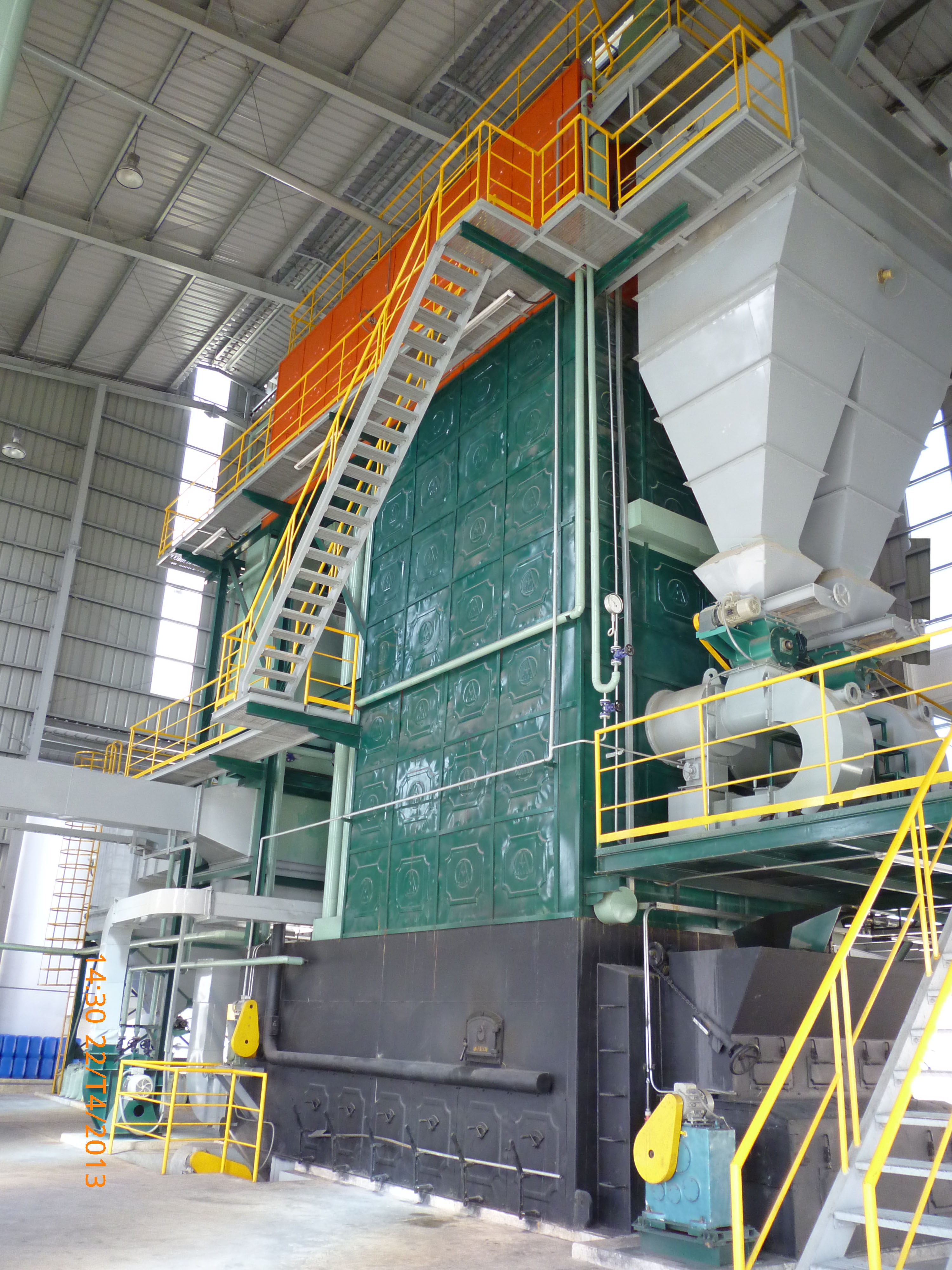 Fluidized bed boiler