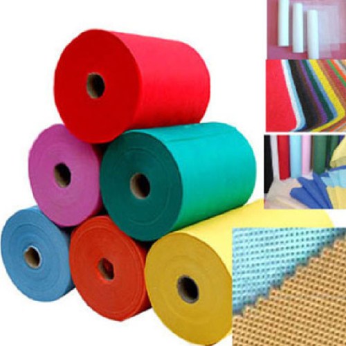 Roll type non-woven fabric
