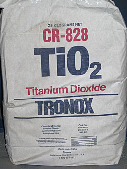 CR828 chemical