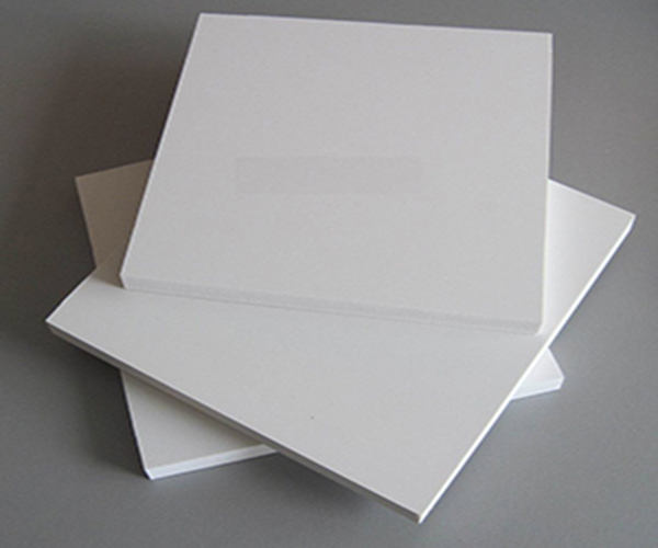 Engineering plastics