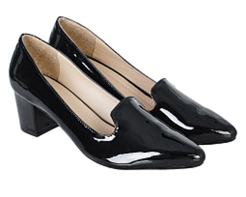 Women medium heels