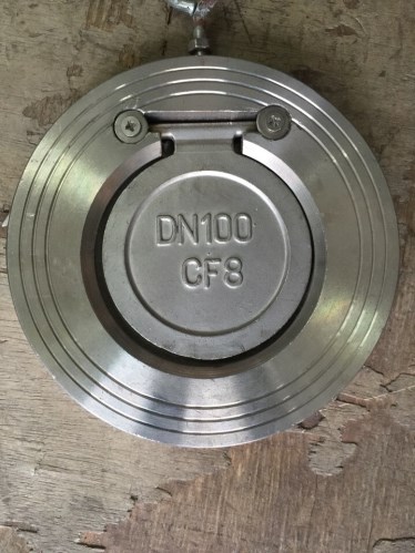 One-way valve