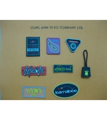 Plastic logo