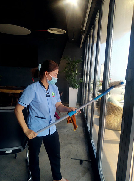 Daily cleaning staff supply
