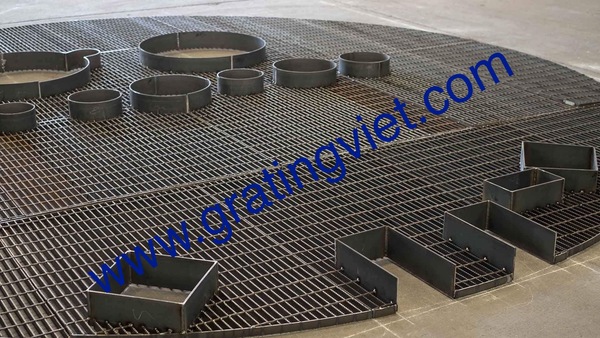 Steel gratings