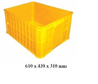 Solid plastic crate