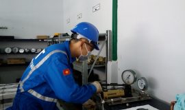 Spring pressure gauge inspection