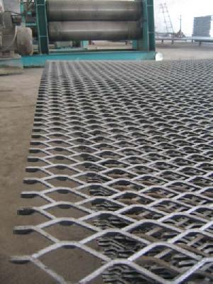 Sheet steel grating