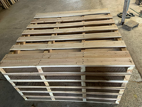 Wooden crate, wooden box