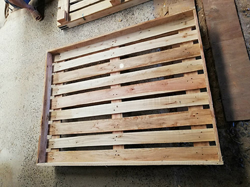 Wooden pallet