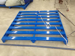 Steel pallet