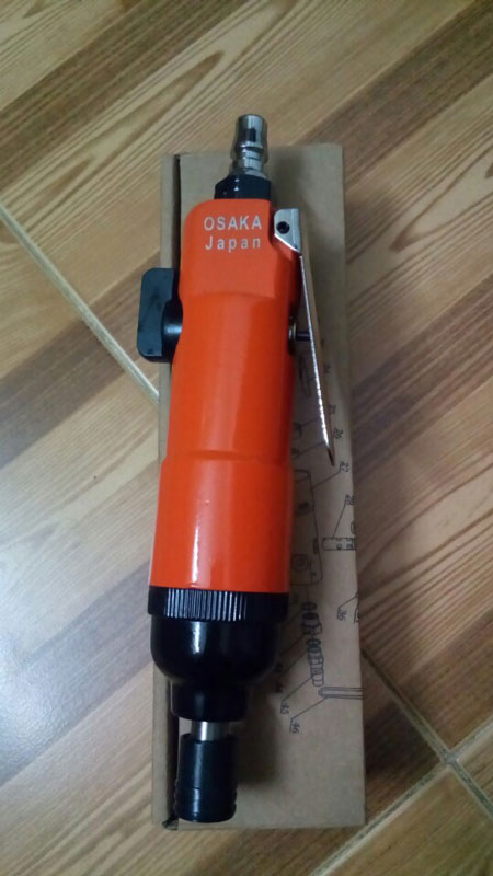 Screw gun