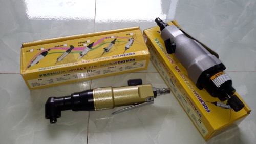 Paint spray pump