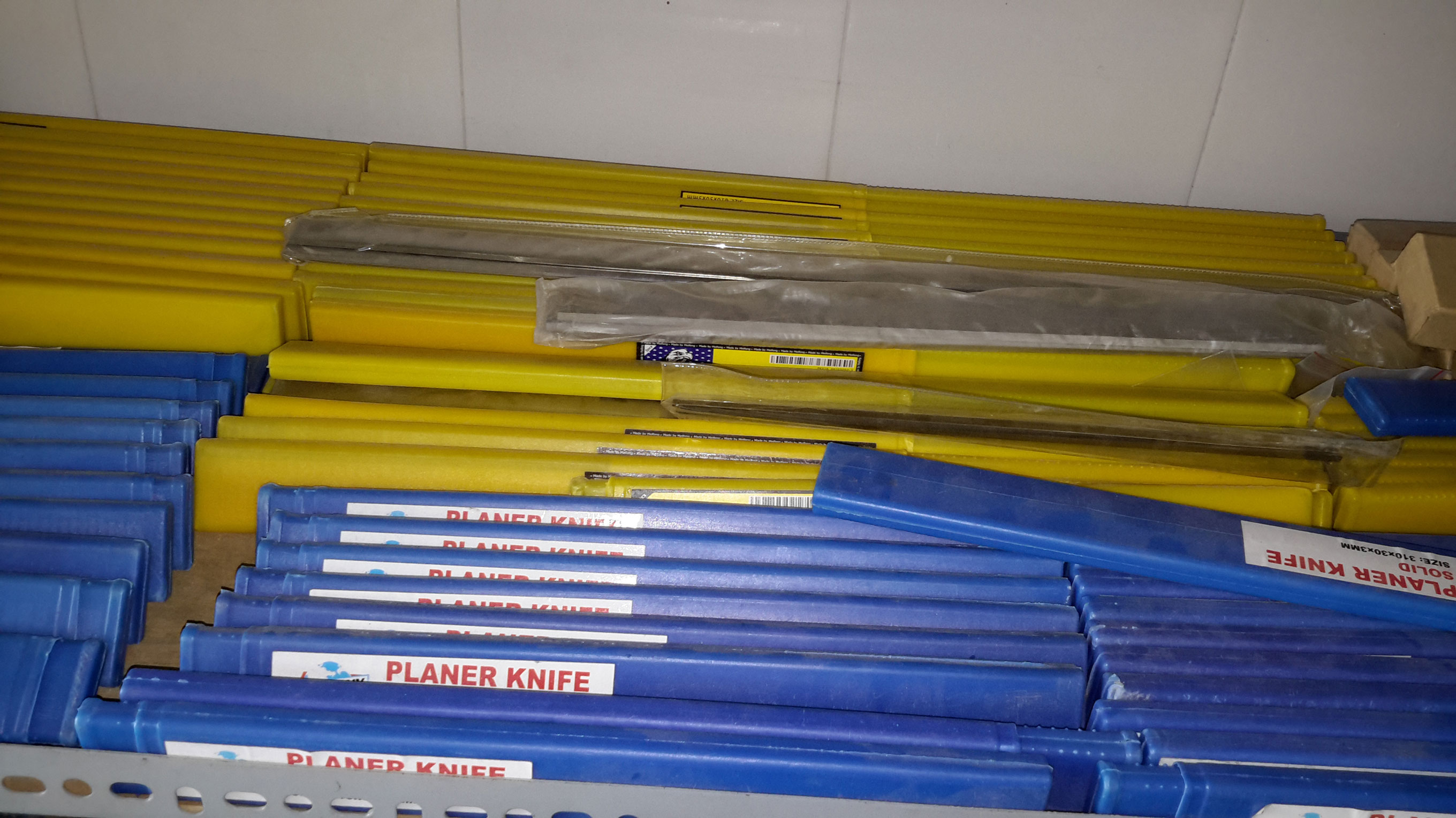 Rolling planer knife