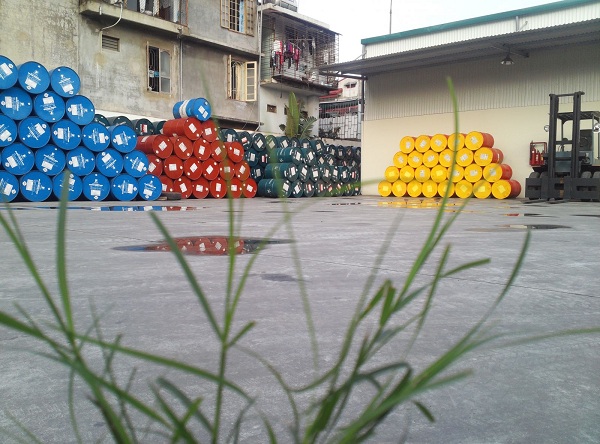 Lubriciant and oil