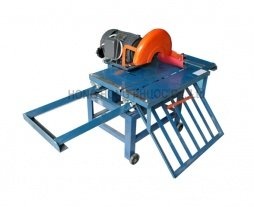 Brick cutting machine