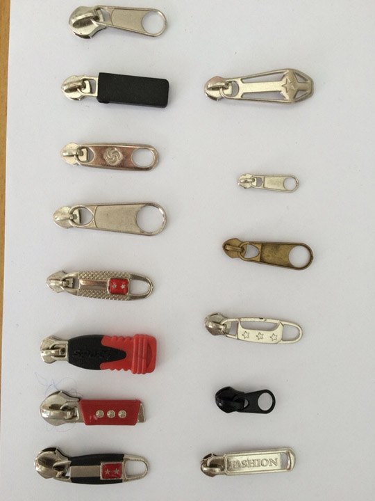 Zipper pull